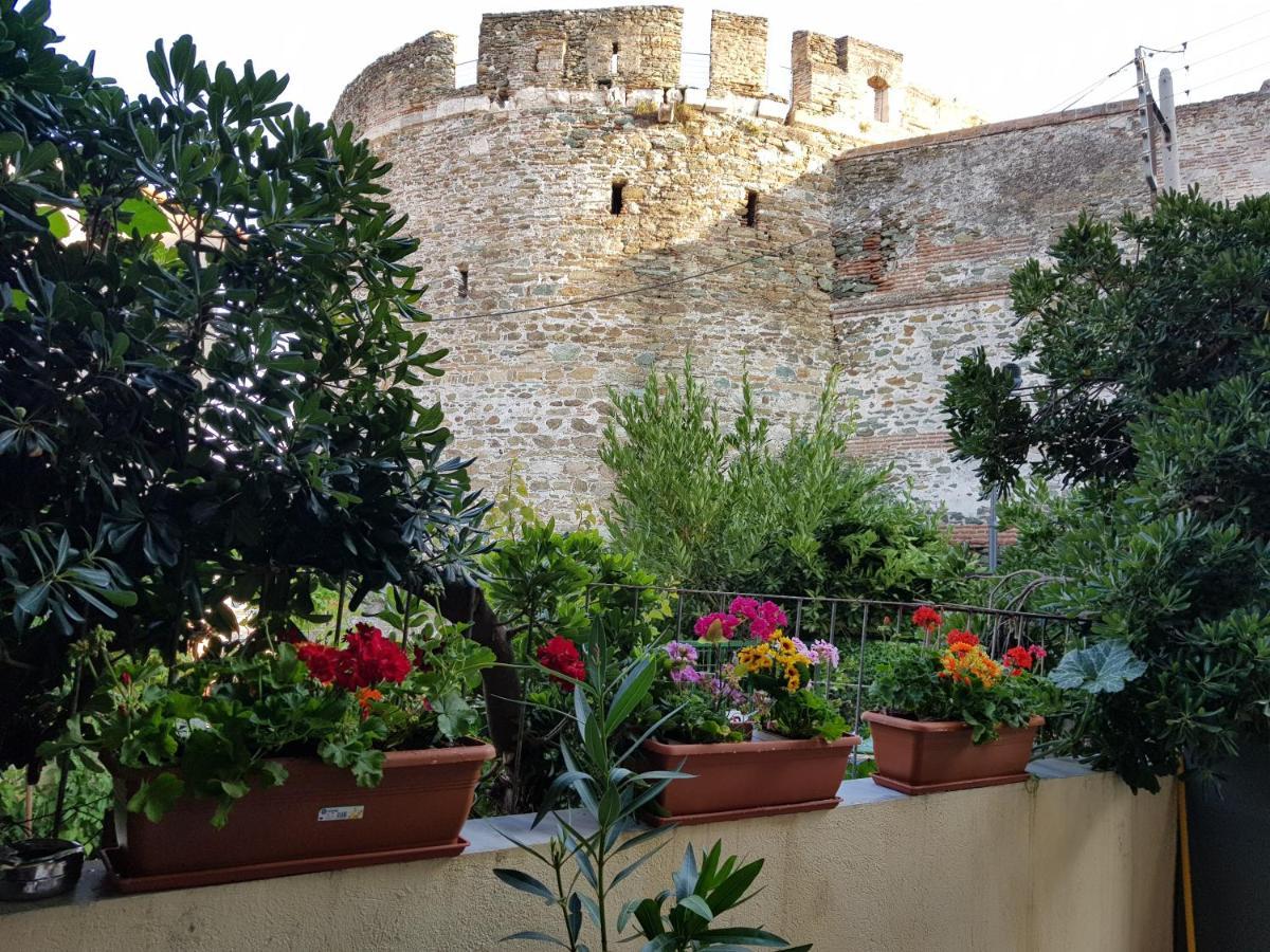 Frida'S House In Old Town Thessaloniki Apartment Luaran gambar