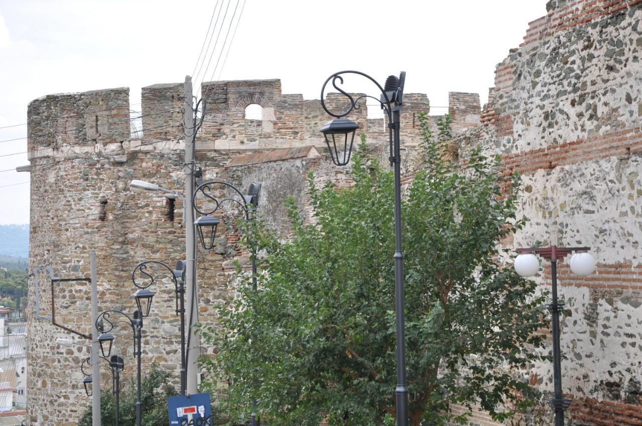 Frida'S House In Old Town Thessaloniki Apartment Luaran gambar
